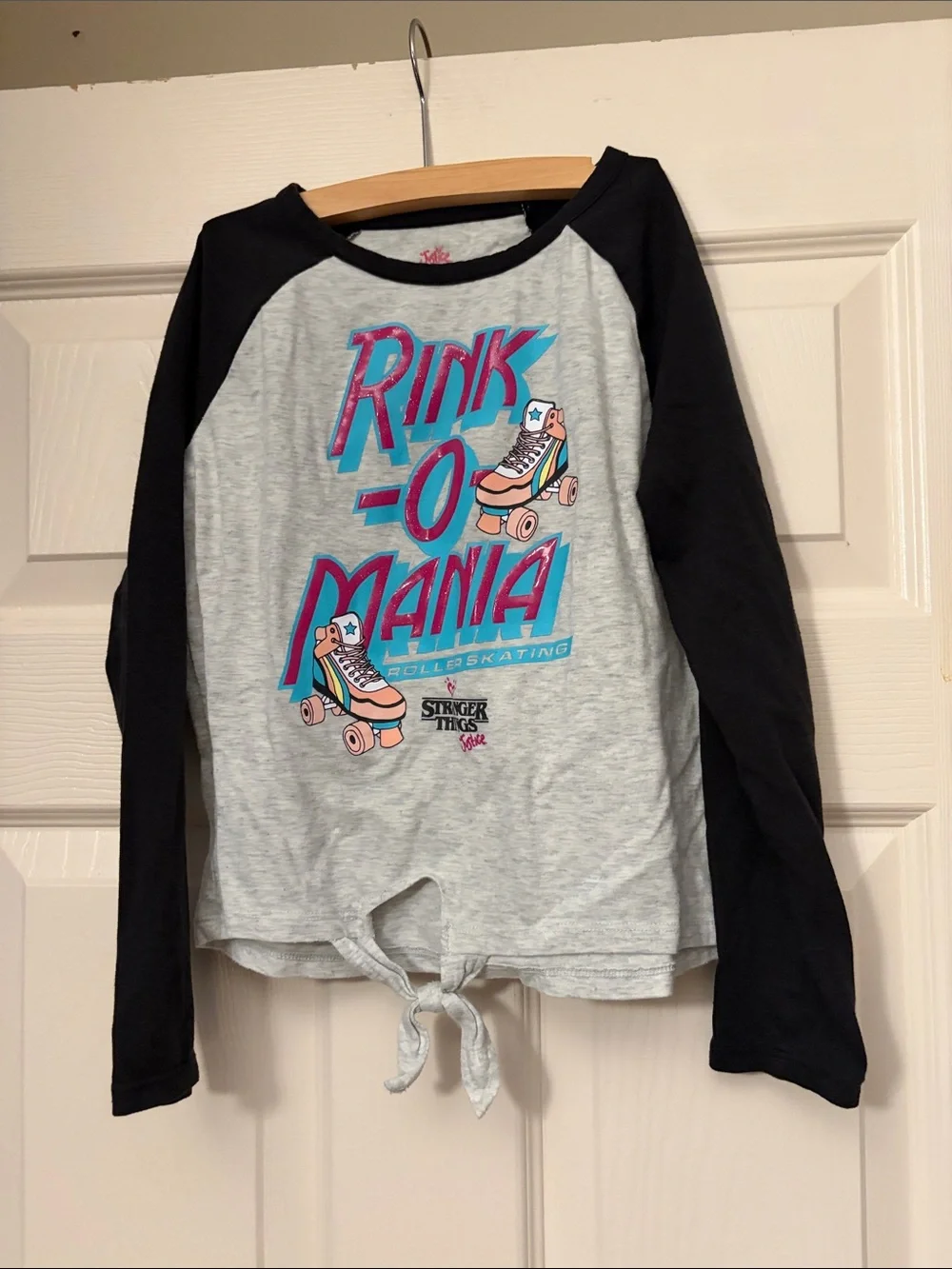 Justice Stranger Things 'Rink-O-Mania' Tie-Hem Long Sleeve Tee